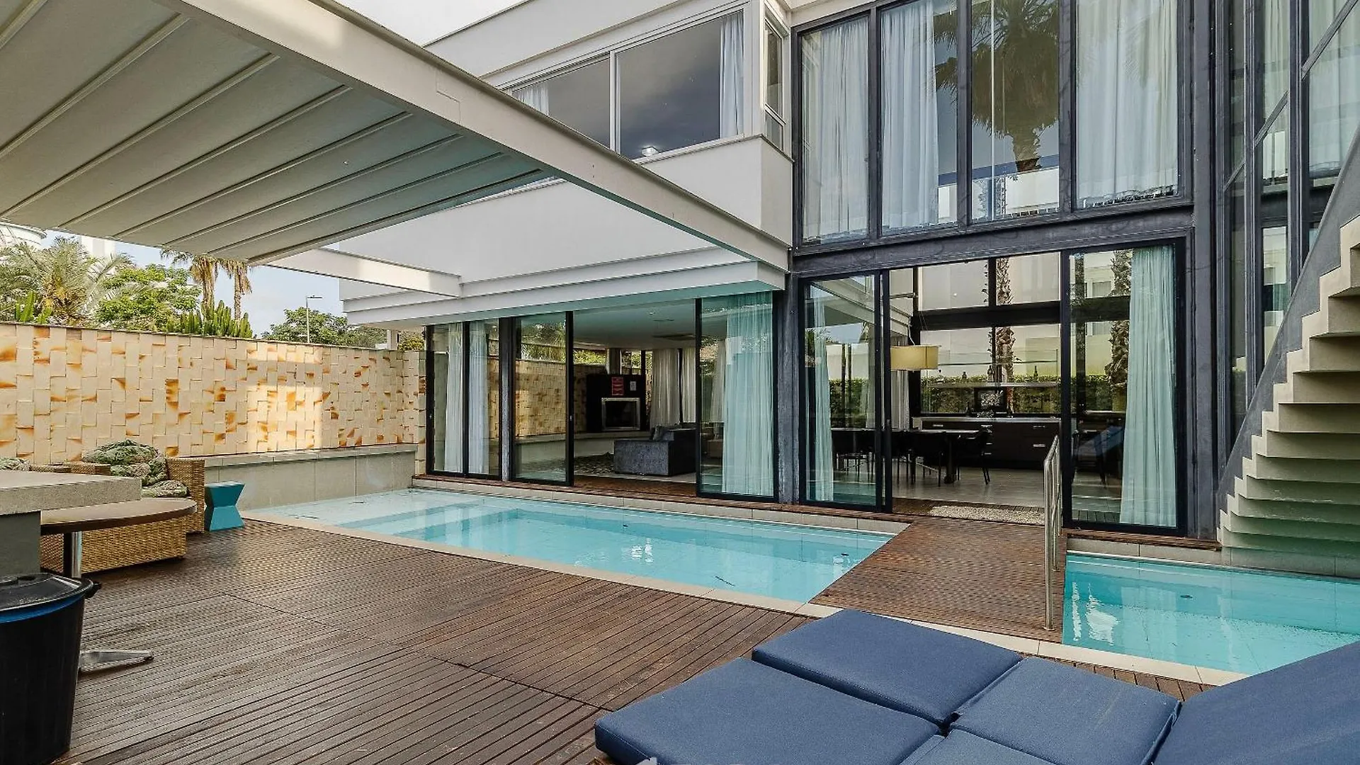 Villa Casa Moderna Com Piscina Em Jurere Rca264 Florianópolis Сasa de vacaciones